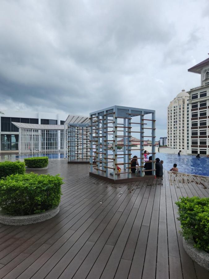 Nusa Luxurious Suite Kota Bharu Exterior photo
